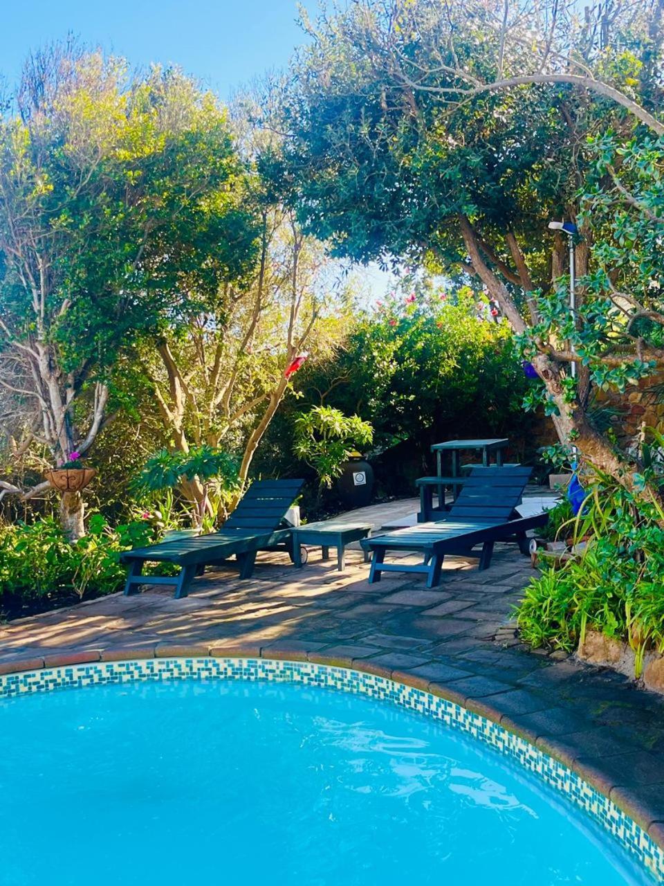 Sunset Haven Glencairn Heights *